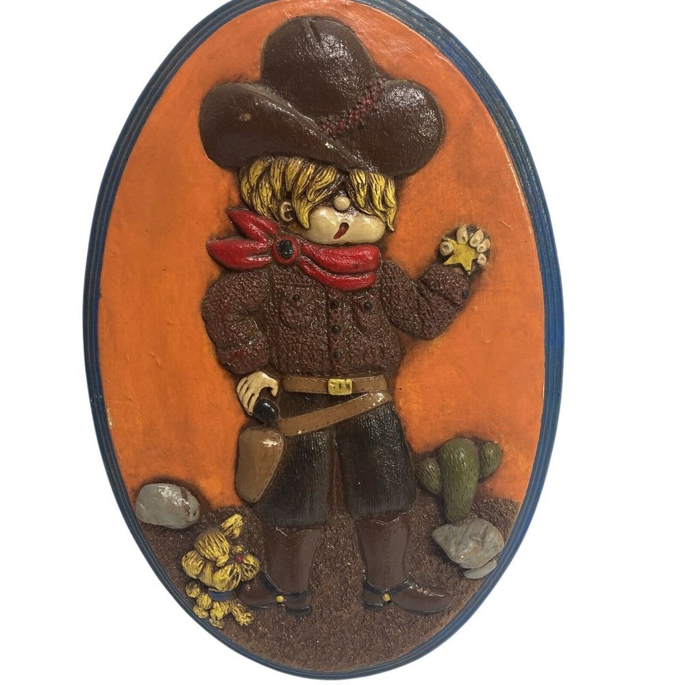Vintage Cowboy Dog Sheriff 3D Chalk ware Plaster Sculpture Wall‎ Plaque 10" x 7"